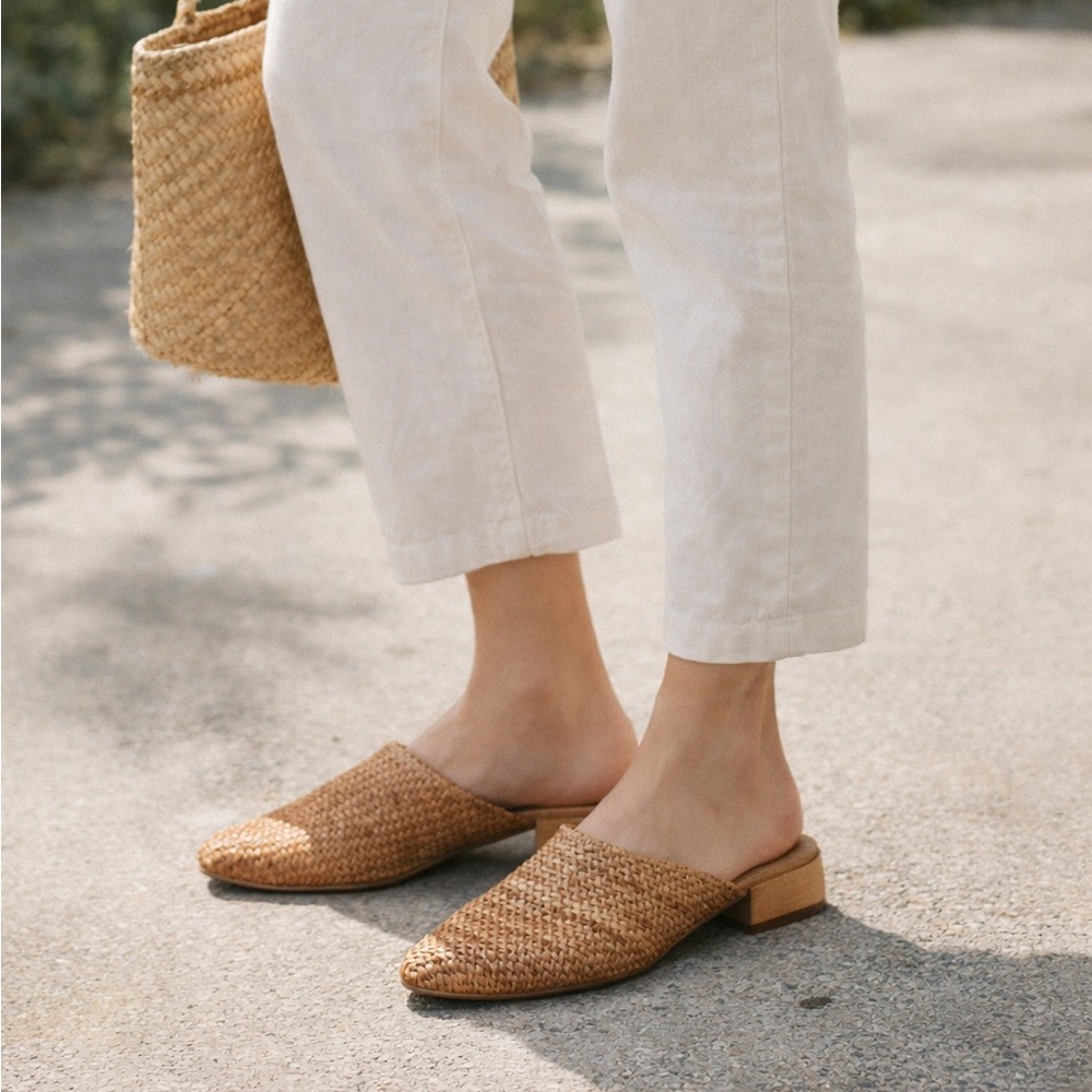 Miista London Tan Mules 37